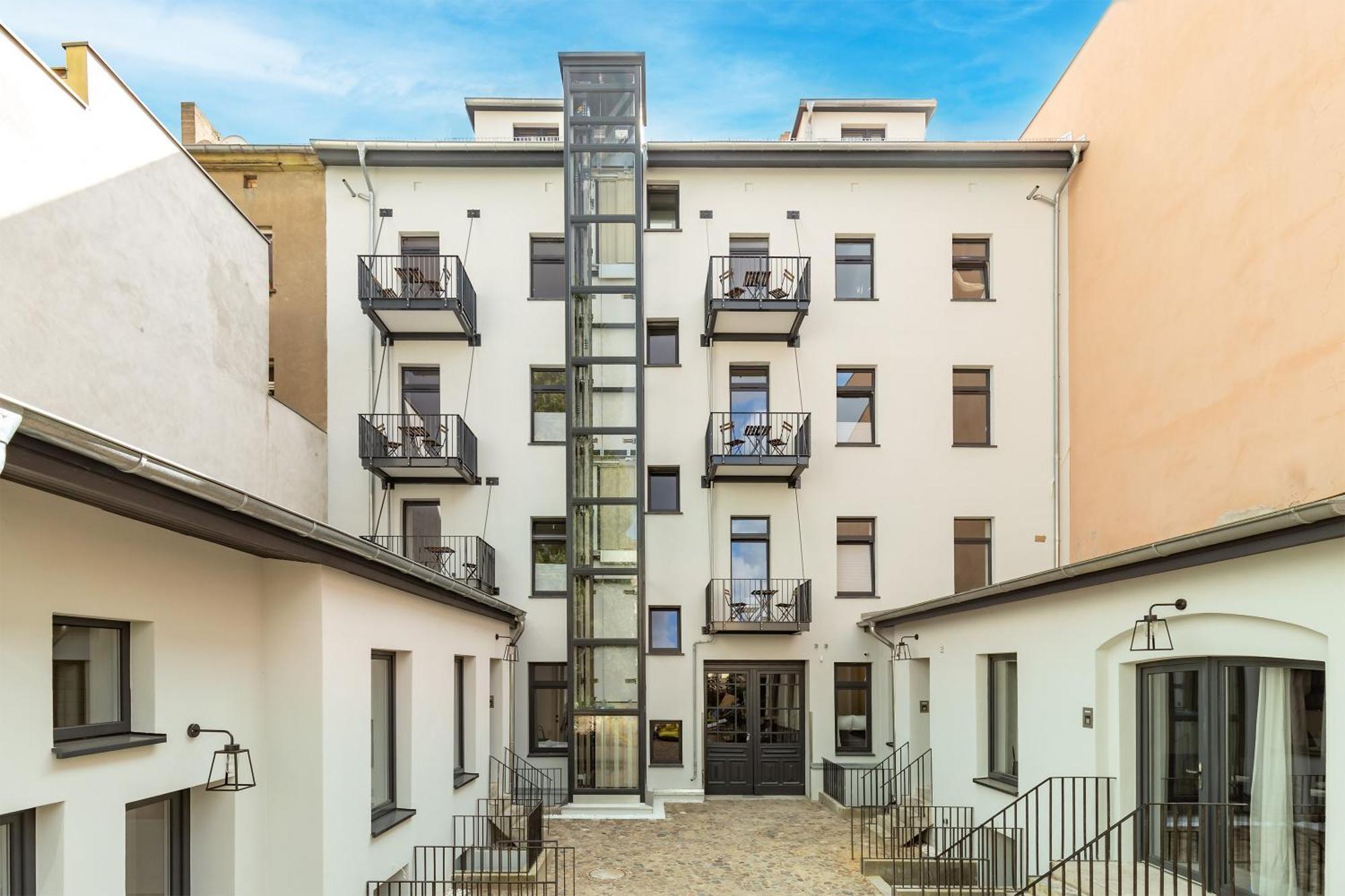 Appartement Coolest In Berlin, Easy Check-in, Close To Center, Black & White Maisonette #6